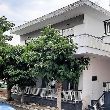Ourania Apartment 艾斯普罗瓦塔 外观 照片