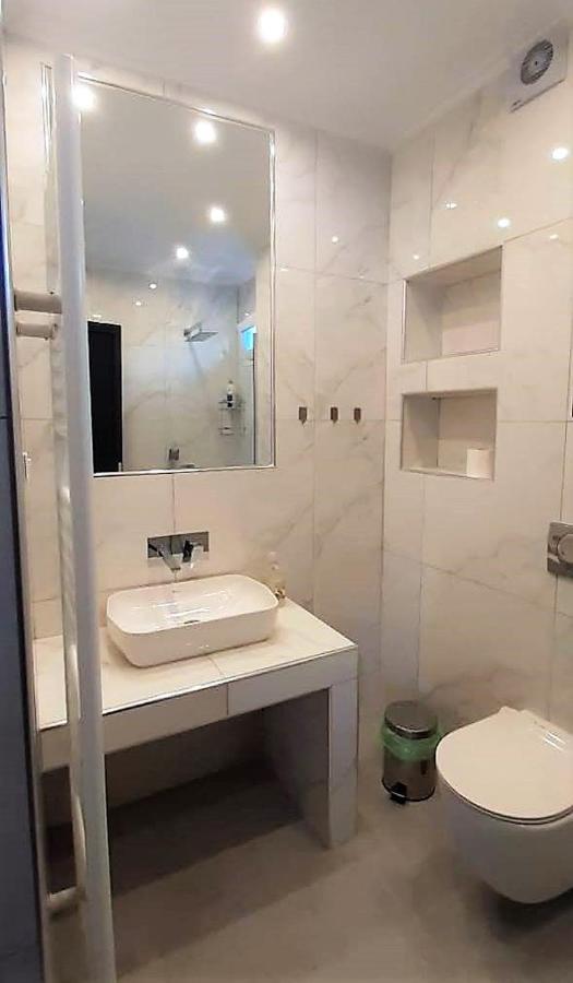 Ourania Apartment 艾斯普罗瓦塔 外观 照片